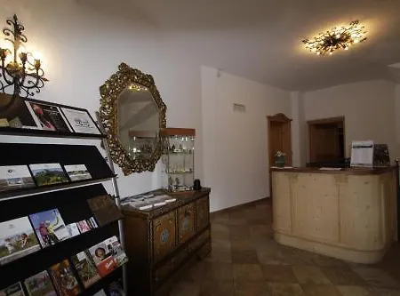 Aparthotel Cesa Ladina 4*