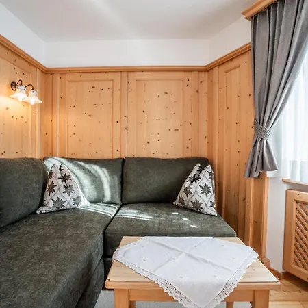 Lejlighedshotel Cesa Ladina
